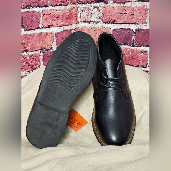 Classic Black Leather Men's Shoes - Picture 5 of 7